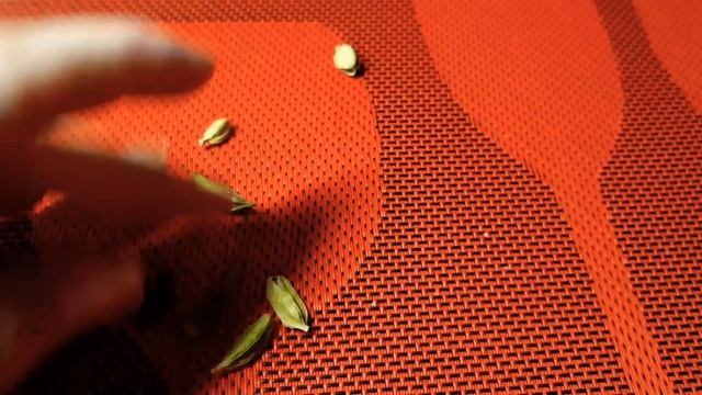 Кардамон зеленый. Полезные свойства и применение.
