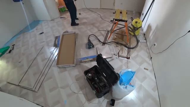 Китайский художественный ламинат praktik. Быстрая укладка ламината.