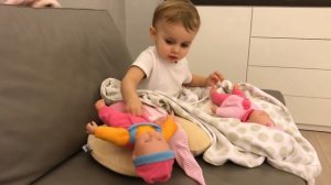 Пока укладывала детей спать  , те получили несколько сотрясений ... слабонервные не смотрят ...