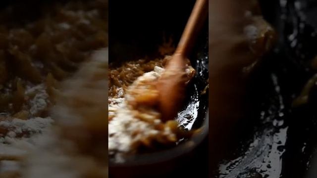 Простой рецепт наглядно вкуснейшего лукового супа

Хороших выходных