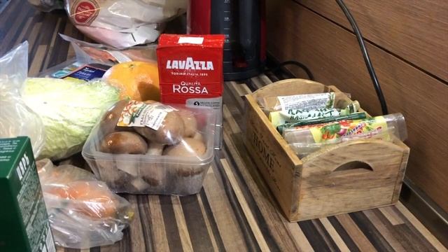 Болгария на карантине??Что делаем на курортах? Продуктовая корзина ? на неделю. Домашние тренировки смотреть онлайн