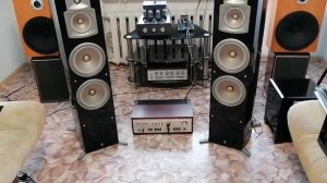 Yamaha NS-777
