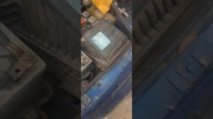лагуна2 dci сгорает предохранитель отвечающий за левую сторону габаритов