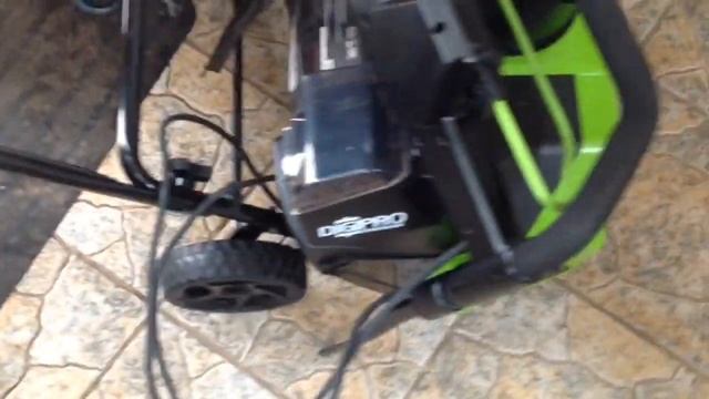 Убираем снег в кредит ☃️? / Снегоуборщик Greenworks ? / Покупка в OBI ? смотреть онлайн