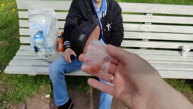 Леха и Дима пробуют самые острые орехи 5 уровень 13-16 Млн сковиллей смотреть онлайн