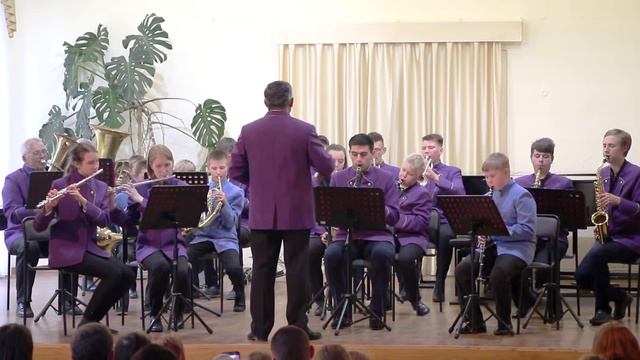 16_День Победы, исп. Духовой оркестр Бревис, рук. Ю. В. Афонин