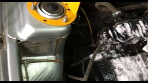 МОЙКА ДВИГАТЕЛЯ СВОИМИ РУКАМИ / БЕЗ ВЫСОКОГО ДАВЛЕНИЯ / на ВАЗ и на другие АВТО / БЕЗОПАСНАЯ МОЙКА