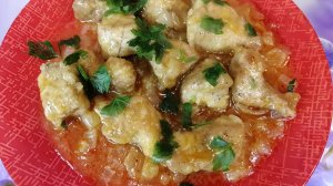 Жареная свиная вырезка на луковой подушке