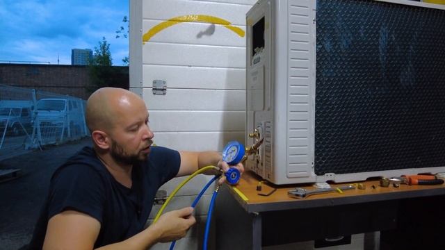 Как правильно заправить кондиционер фреоном - пошаговая инструкция и частые ошибки