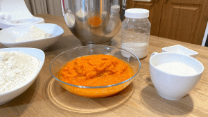 Оранжевое постное печенье покорило всю семью — от него невозможно отказаться (из простых продуктов)