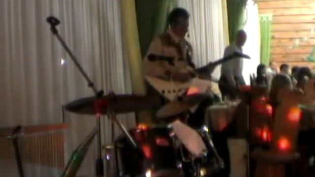 "Город, которого нет", кавер на электрогитаре смотреть онлайн