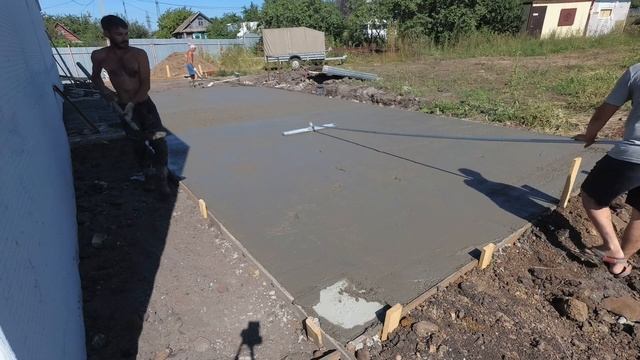 Гладилка для бетона хороша
