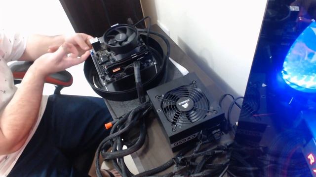 Ryzen 5 3400G - Aprenda a Montar seu PC Ryzen смотреть онлайн