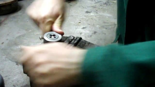 Шпилька для крыши и угломер. смотреть онлайн