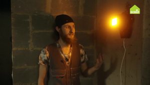 Настенный светильник из электросчётчика