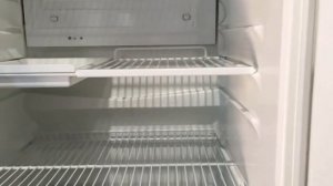 Холодильник VESTFROST BKF404