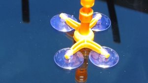 Как самостоятельно убрать скол на лобовом стекле автомобиля?