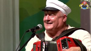 Первый фестиваль в " В гостях у Митрофановны", 2016 г. ансамбль Россияночка г. Москва!