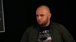 ЗЕКИ В YOUTUBE. Полотенце под ноги при заходе в хат. такое бывает?