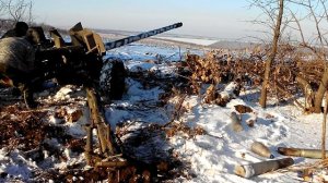 Стрельба с 100-мм протитанкова гармата МТ-12 РАПИРА.(Strel'ba of s anti-tank cannon of MT-12 )