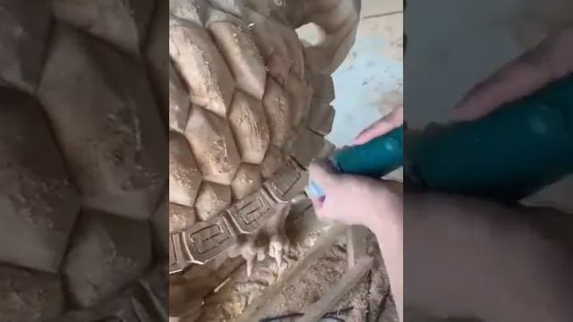 اقوى تحديات نحت الخشب وسرعة تكسيره смотреть онлайн