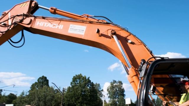 Шпунтовое ограждение / Шпунт Ларсена AZ 13-770 / Вибропогружатель MOVAX 80 на базе экскаватора