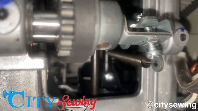 Singer feed dog issues , EASY fix смотреть онлайн