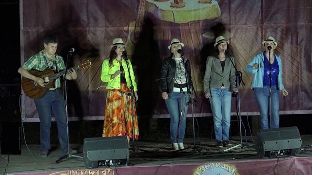 Ансамбль "Консонанс" на сцене «Песни для друзей» смотреть онлайн