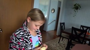 Болеем с Лизой что у нее с губой? Лепим пельмени, новая плита / Кто такой BUDDY в американской школ