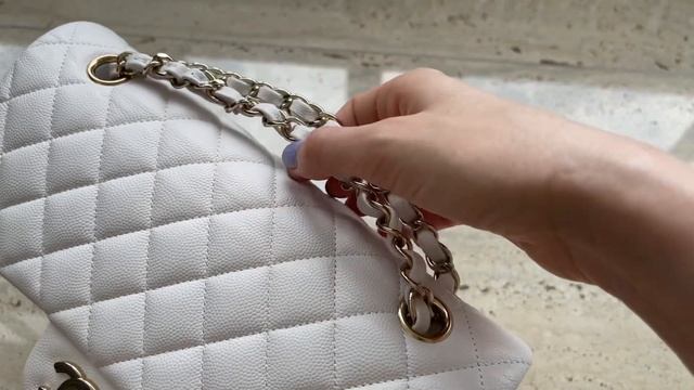 CHANEL WHITE CLASSIC FLAP - 1 Year Review