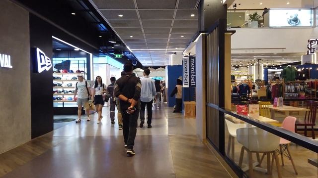 [4K] Walking tour "Central World" Bangkok's ultimate retail experience