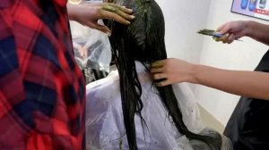 Лечебная процедура для волос в салоне