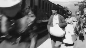 Прибытие поезда на вокзал города Ла Сьота 1896 год