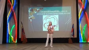 Объедкова Дарья солистка театра песни и танца "Сюрприз" песня "Хохлома"