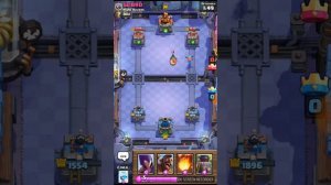 Играю на основе. Почти поднял 1 искателя. Clash Royale