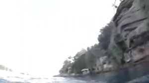 АКУЛА ЧУТЬ НЕ СЪЕЛА ЧЕЛОВЕКА В МОРЕ