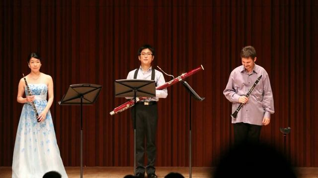 Wolfgang Amadeus MOZART - Divertimento no.5 B flat major KV 439b (Anh.229) смотреть онлайн