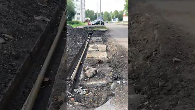 Два месяца разрыто и ничего не делают на 26ом в маймаксе компания Леонтьева. Сколько уже можно? -...