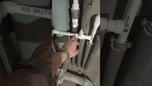 обзор объекта, перенос счетчиков воды, узел входа воды в квартиру.