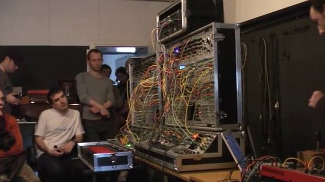 Семинар по модульным синтезаторам смотреть онлайн