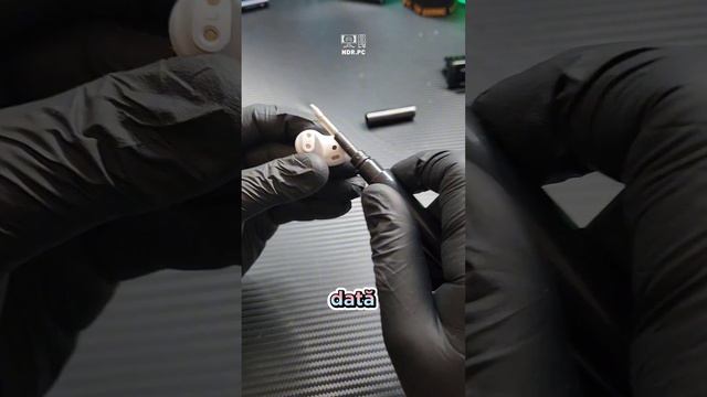 Oare de ce ajung așa rău căștile? ? #headphones #cleaning #gross #f смотреть онлайн