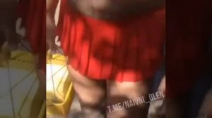 Любитель пьяного творчества с документами под юбкой??♂️