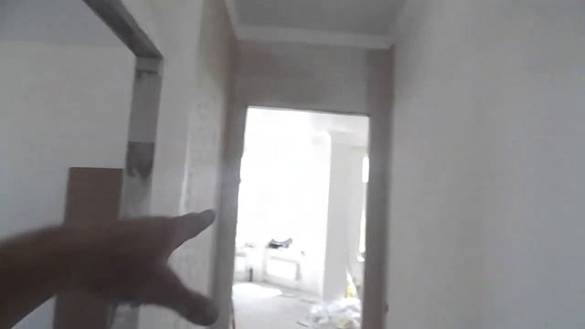 Клеим обои в коридоре. Часть 2.