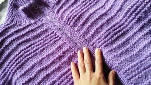 Вязаный бомбер. Обзор модели.