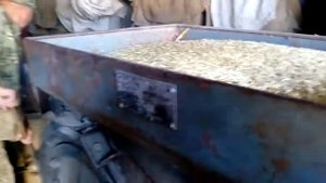 Зернодробилка для помола зерна. Работает от ВОМ трактора ЛТЗ- 60 АВ