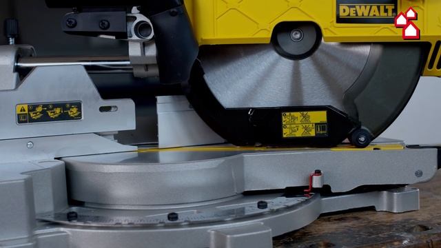 Die Paneelsäge D27112 von DeWALT  BAUHAUS