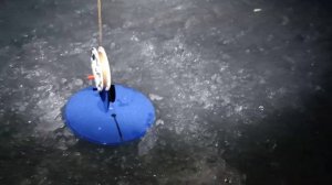 Зимняя ночная рыбалка в палатке. Ловля на жерлицы.Зима 2022.