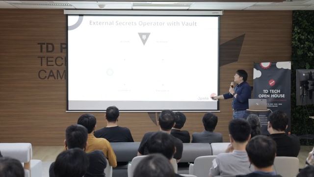 Kubernetes Secrets Management on Production with Demo