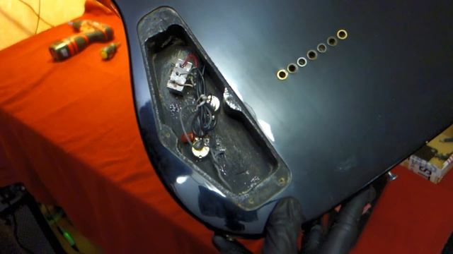 СЕМИСТРУННЫЕ ЭЛЕКТРОГИТАРЫ (моя история + розыгрыш электрогитары) смотреть онлайн