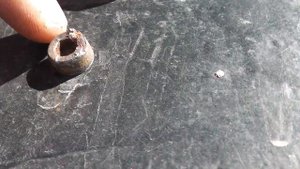 Как закрепить подсветку номера если сгнили отверстия куда их вставлять  Ваз 2115,14